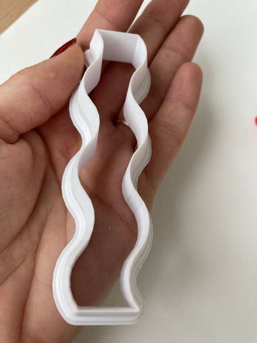 SINGLE Wave Cutter Size 3 - 3D Printed Cutter For Polymer Clay